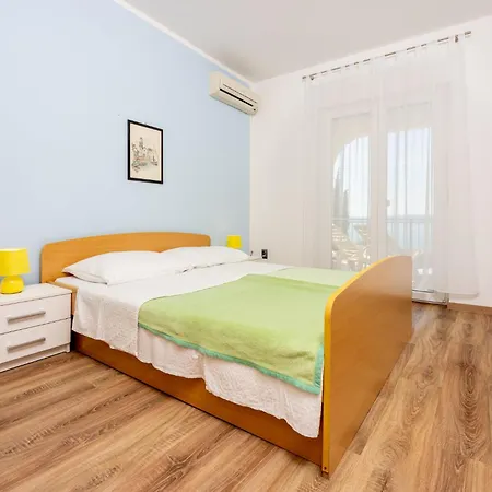 Veronika Apartment